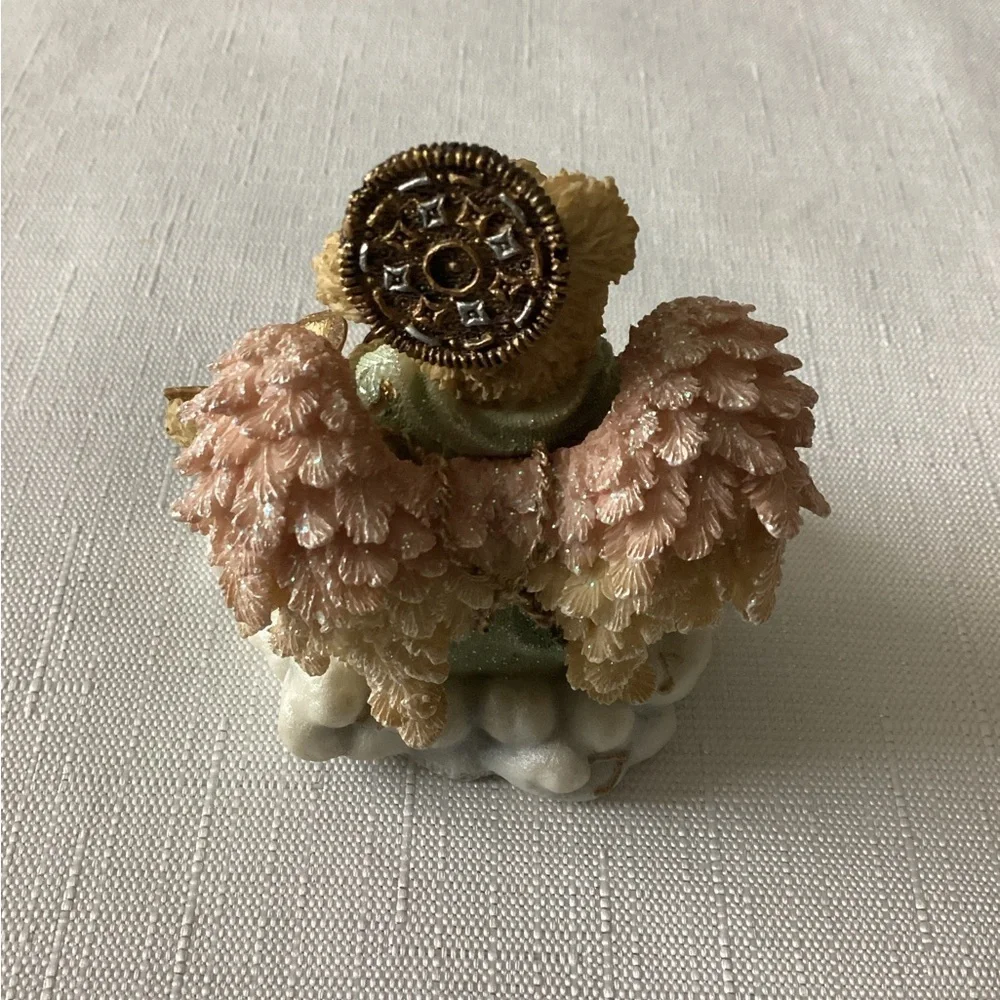 Boyd Bears Resin Figurine